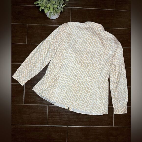 Layfayette 148 white/khaki square printed button up sz 10 - Picture 5 of 8